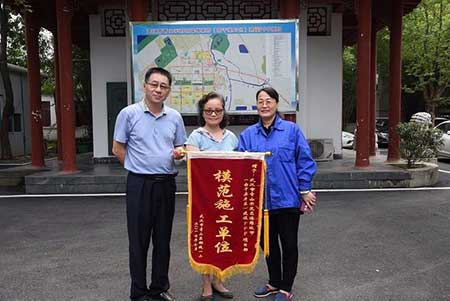 事無巨細下一句